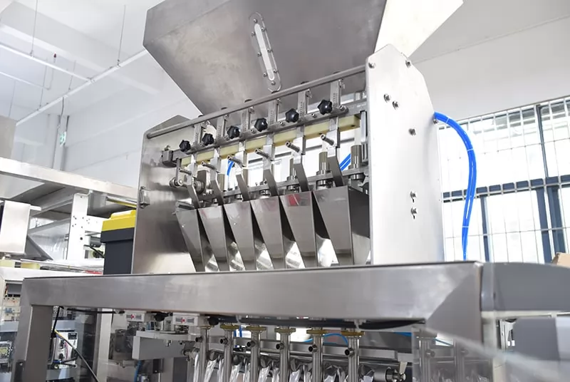 Long Strip Liquid Packing Machine