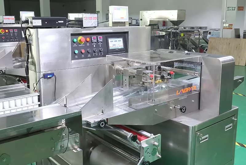 noodle packing machine