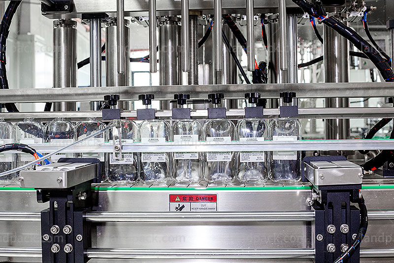 sauce bottle filling machine
