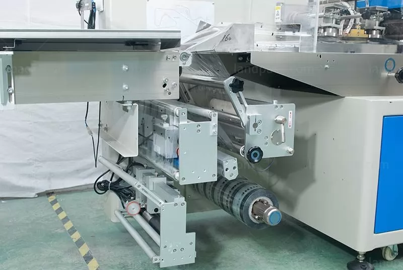 Horizontal Wrap Machine