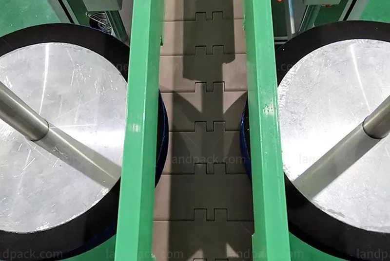 glass bottle labeling machine