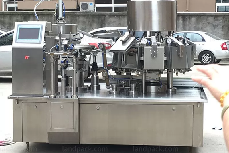 rotary vacuum packaging machine