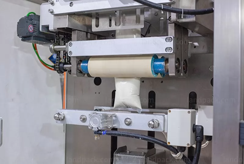 sauce packaging machine