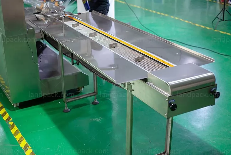 noodles packaging machine