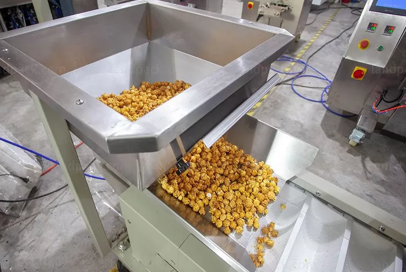 popcorn bagging machine