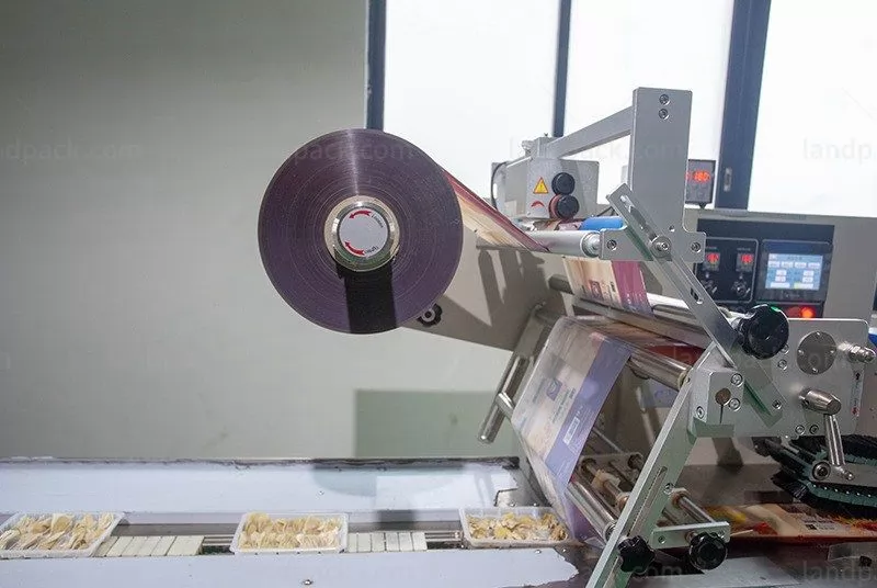 horizontal packaging machine