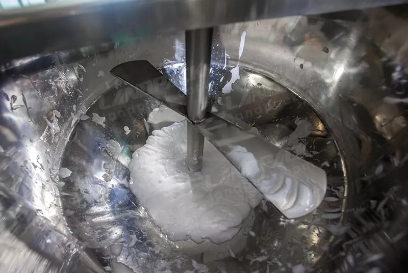 aluminium tube filling and sealing machine