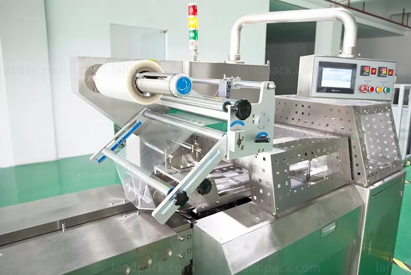 horizontal packing machine