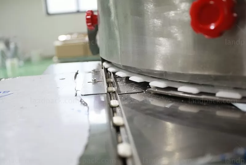 pillow packing machine