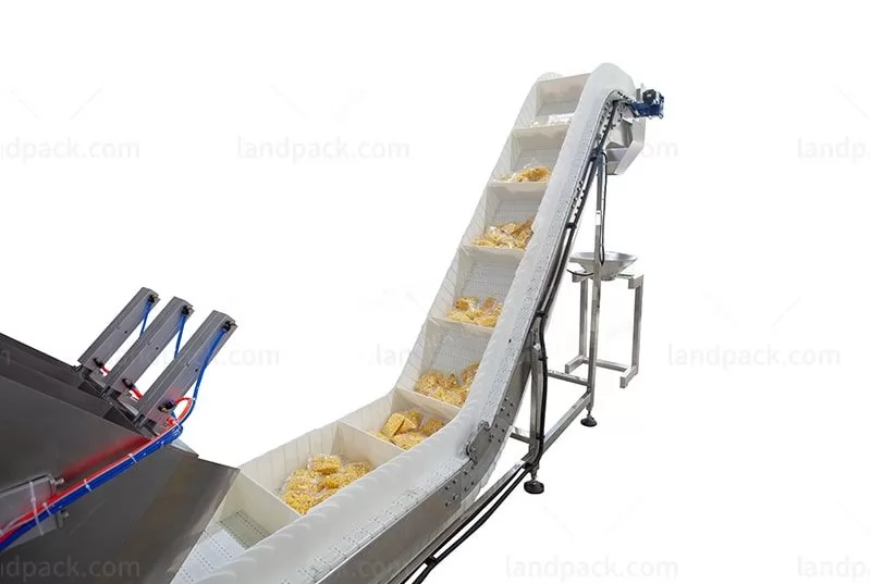 nuts packing machine