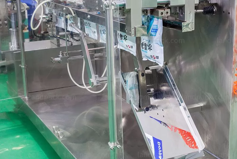 horizontal premade pouch packaging machine