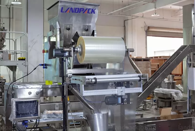 automatic fertilizer packaging machine