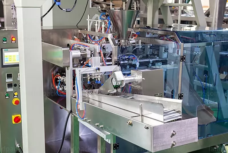 dry fruit packaging machine