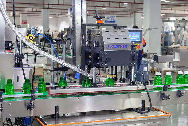 bottle filling and labeling machine