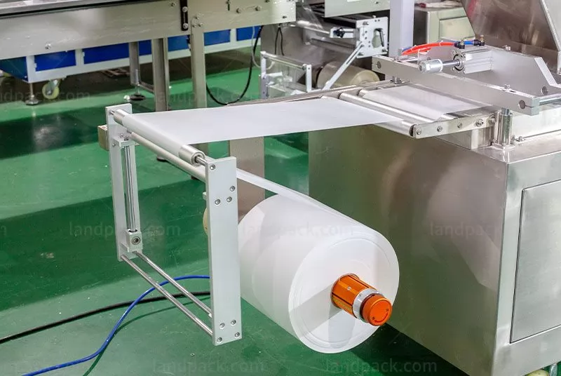 pillow packing machine