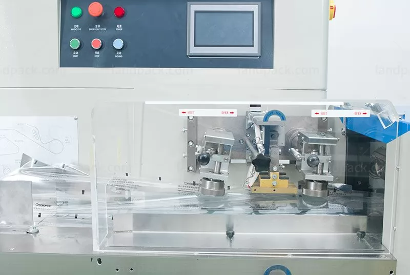 cutlery packaging machine