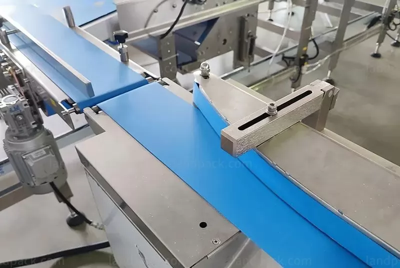 flow wrapper packaging machine