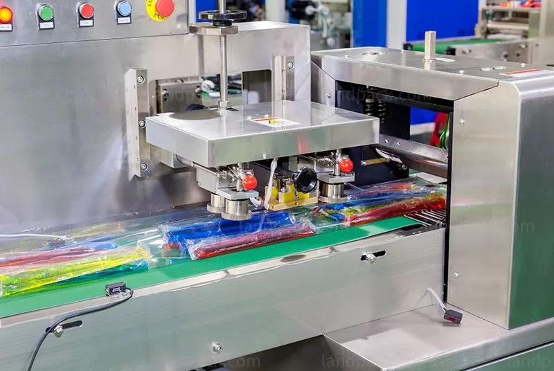 automatic ice pop packaging machine