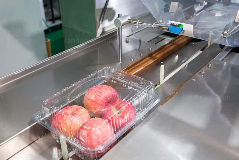 fruit tray wrapping machine