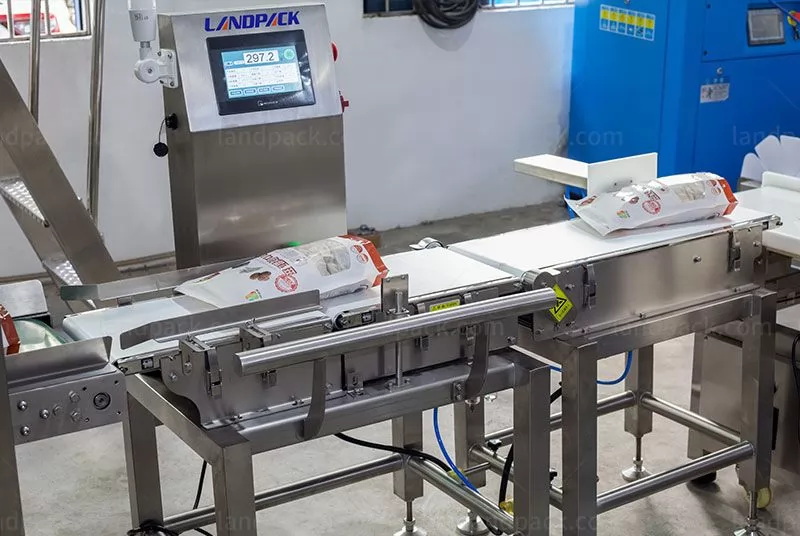 ziplock pouch packing machine