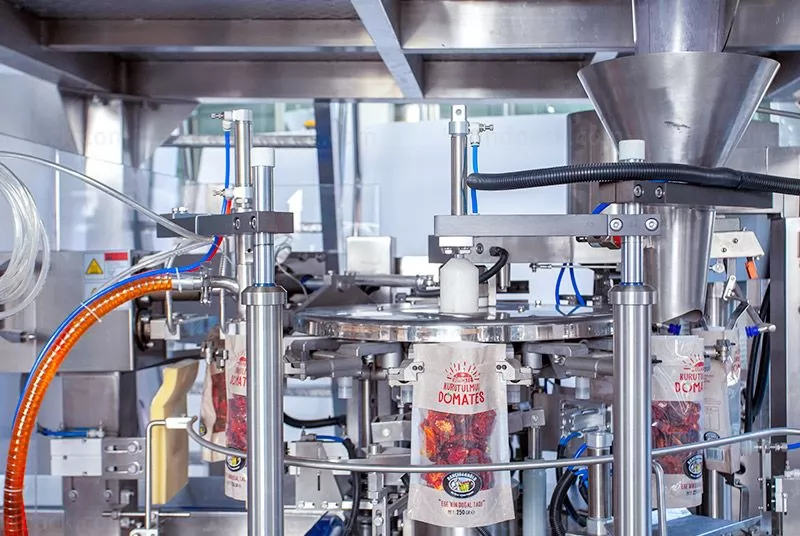 automatic dry fruits packing machine