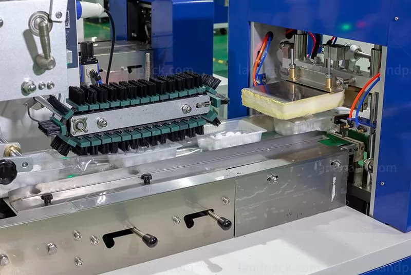 biscuit packaging machine manufacturers