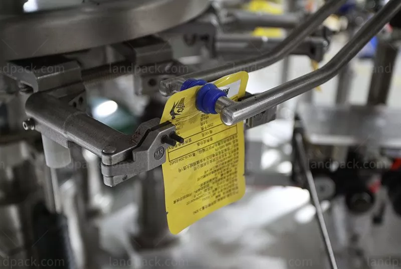 retort pouch packing machine