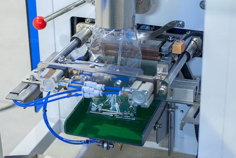 hardware fittings counting packing machine