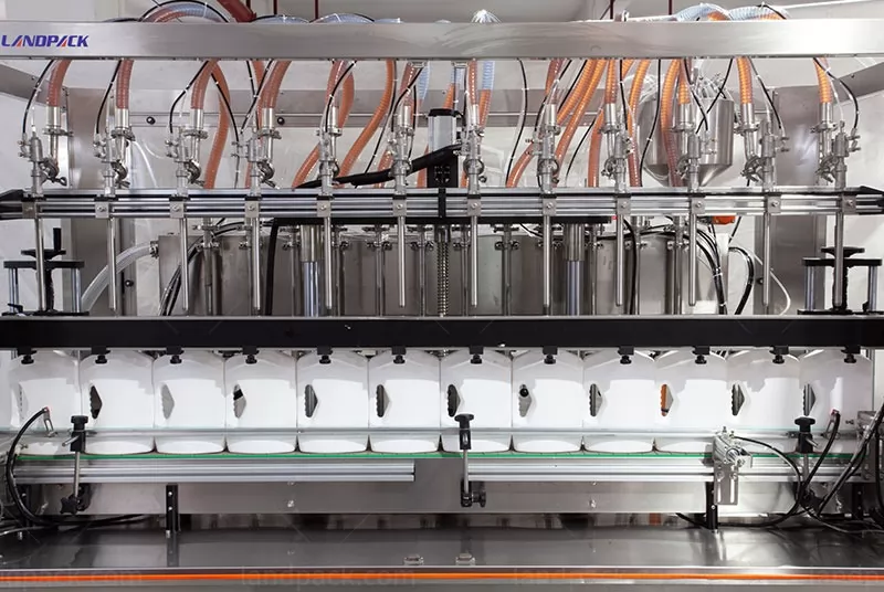 auto bottle filling capping and labeling machine