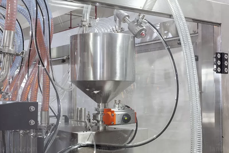 bottle filling capping labeling machine
