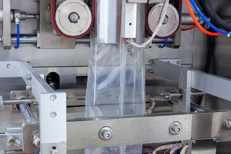 snack packaging machine