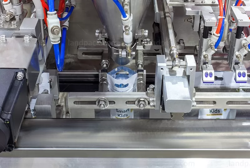 pill packer machine