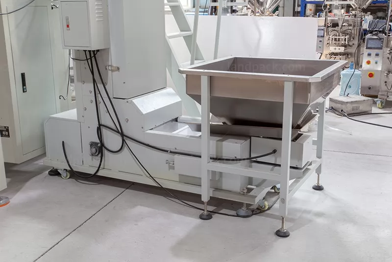 cat food packing machine