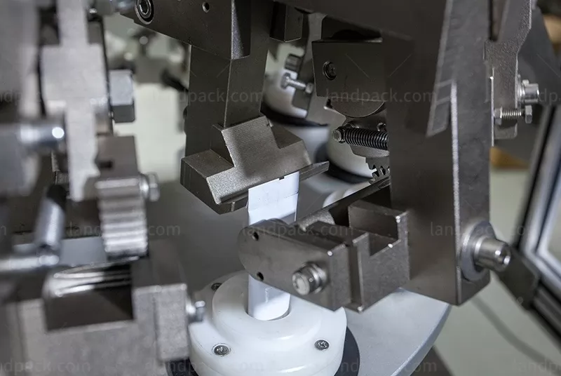 plastic tube sealing machine