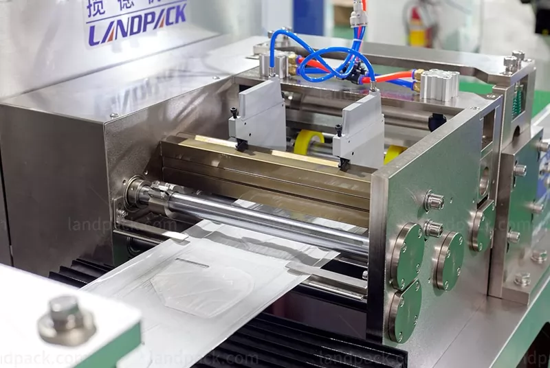 4 side seal pouch machine