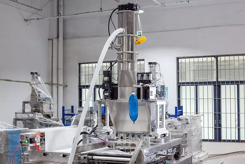 four side sealing packing machine