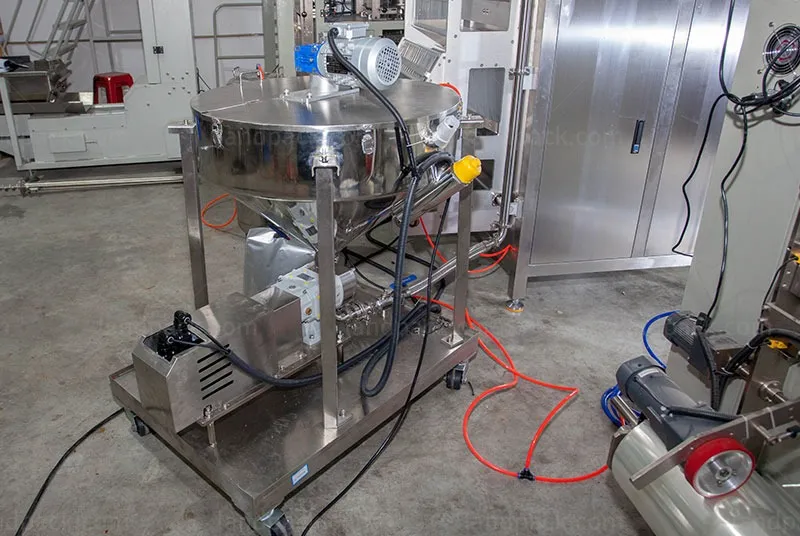 liquid pouch packing machine