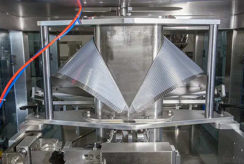 automatic liquid packaging machine