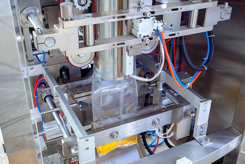 vertical packing machine