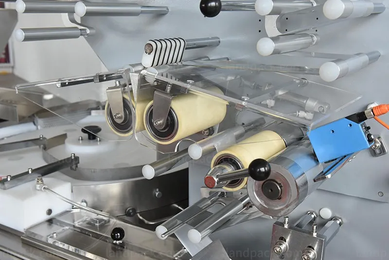 toffee packing machine