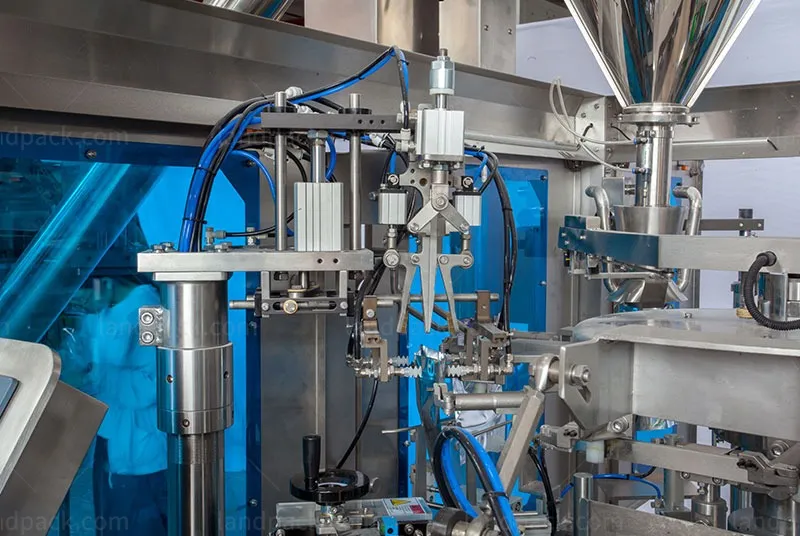 zipper pouch sealing machine