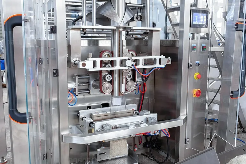 automatic rice packing machine automatic rice packing machine