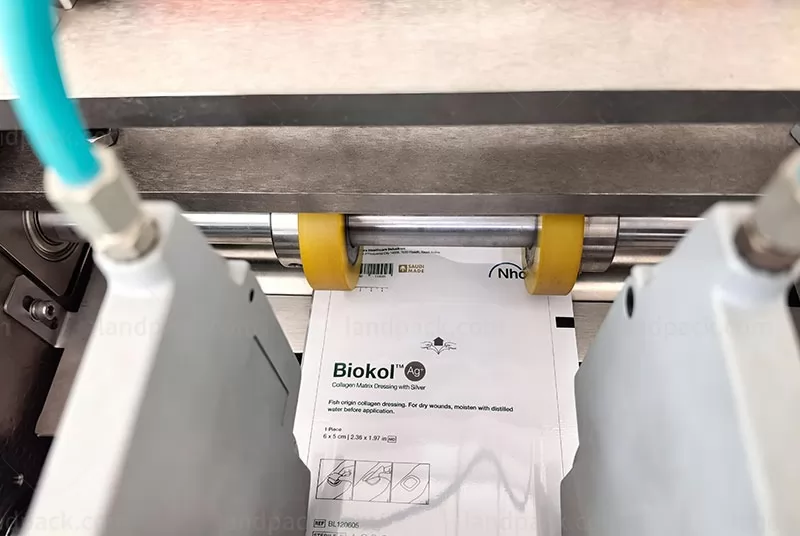 4 side seal packaging machine 4 side seal packaging machine