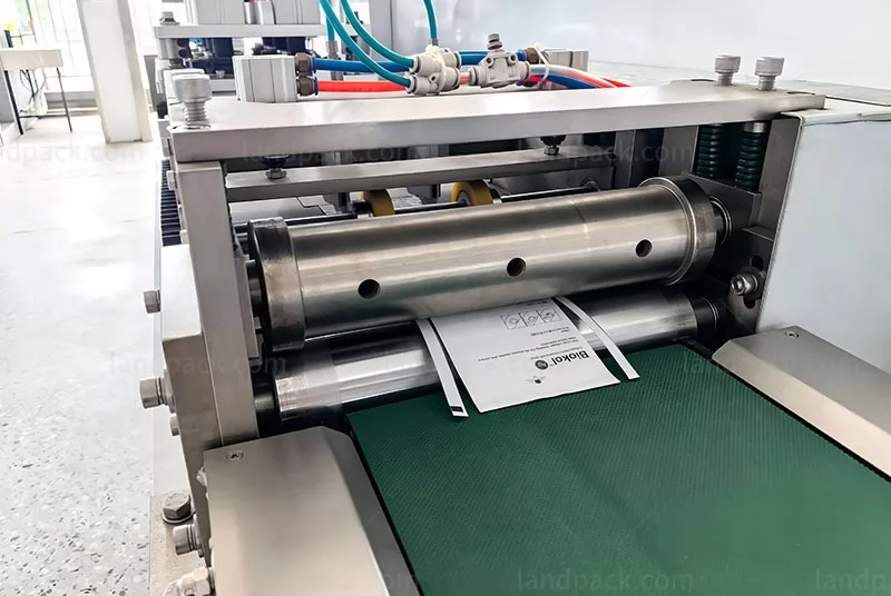 four side sealing machine four side sealing machine