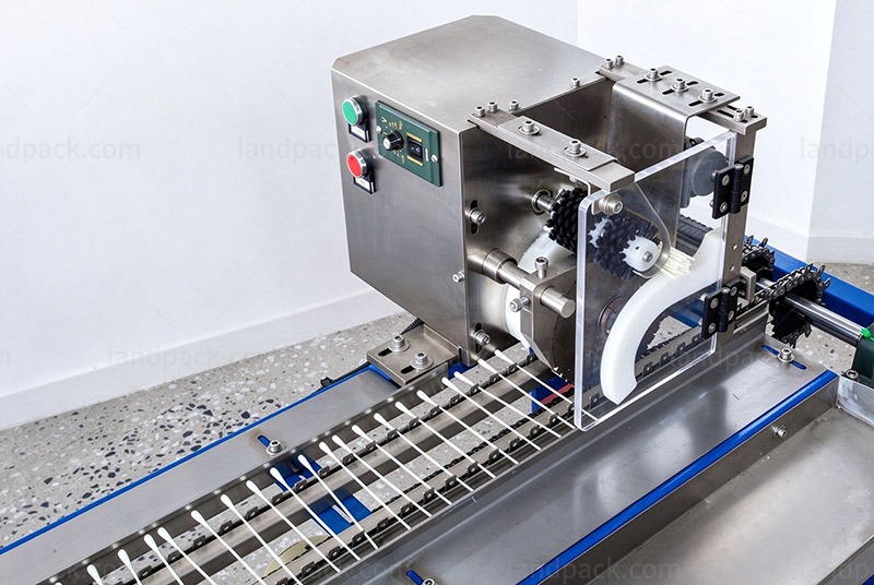 alcohol swab packing machine alcohol swab packing machine