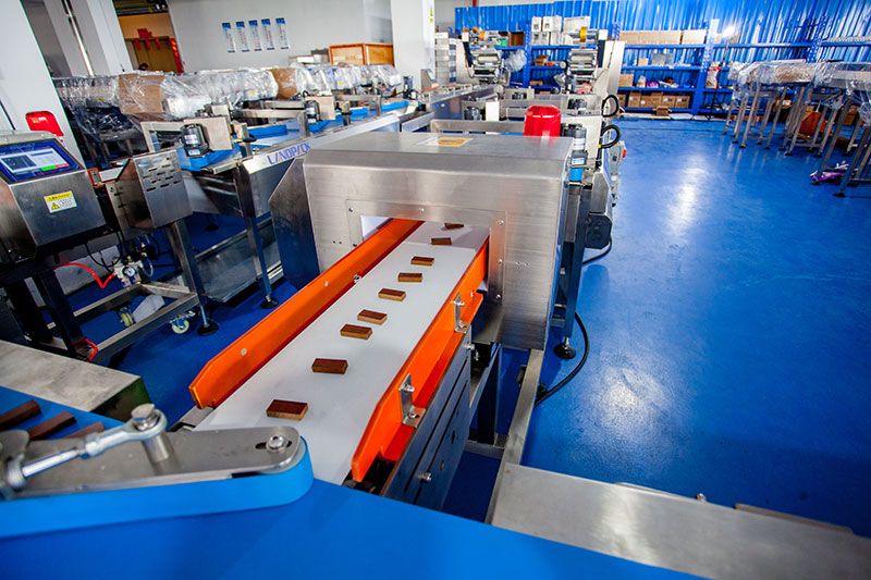 High Speed Chocolate Bar 1 2 Horizontal Flow Feeding Packing Machine Line