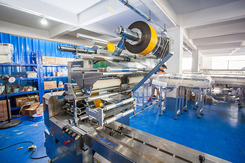 High Speed Chocolate Bar 1 2 Horizontal Flow Feeding Packing Machine Line