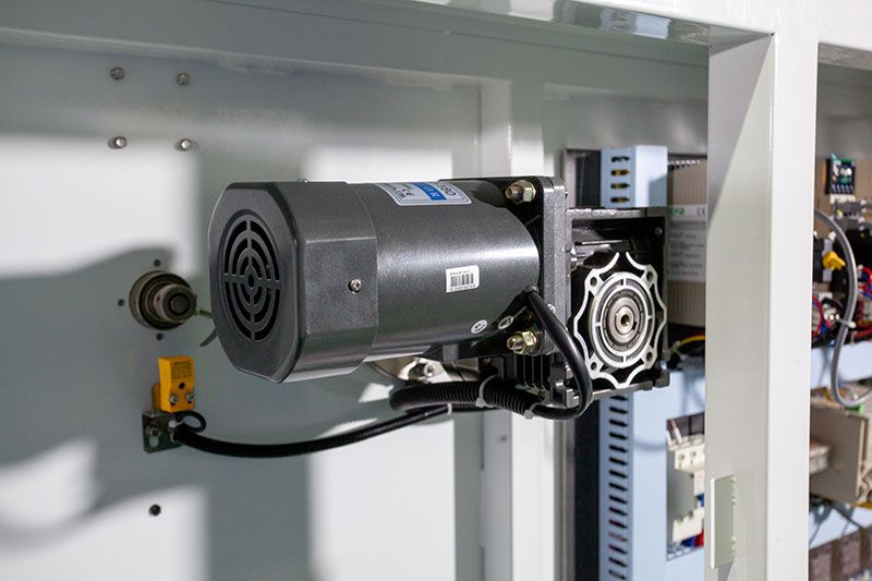 4 side seal pouch machine