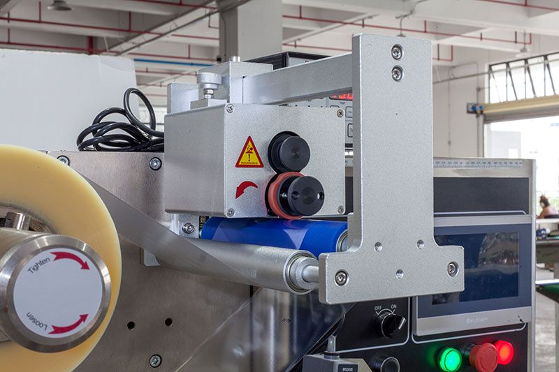 Automatic Biscuit Packing Machine Bakery Packing Machine