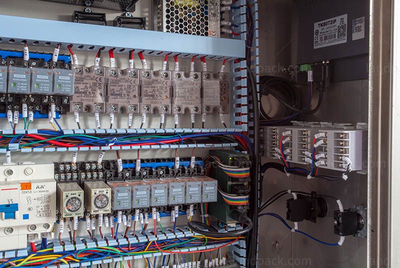 Shampoo Sachet Packing Machine | 4 Side Sealing Pouch Vertical Packing Machine